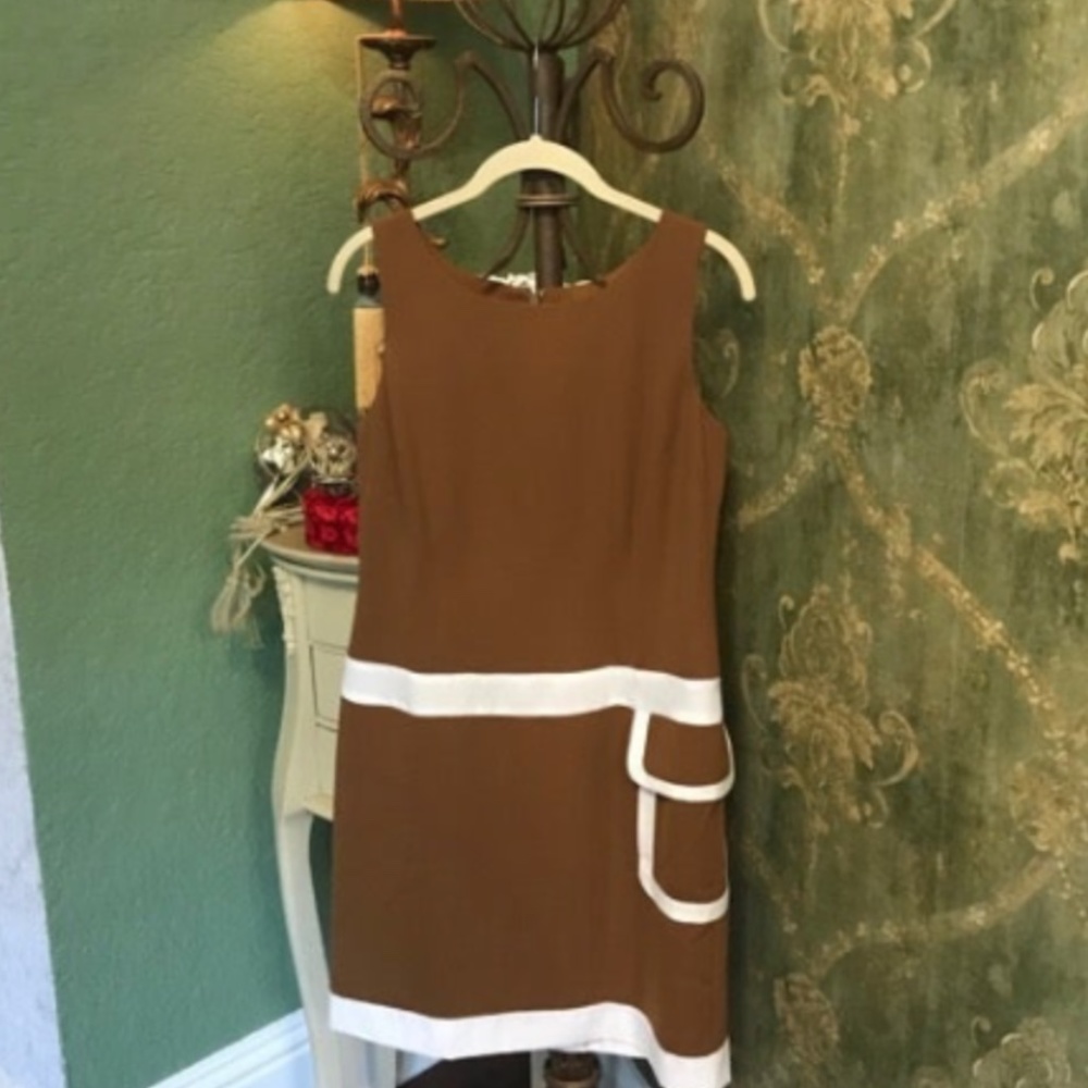 METRO STYLE BROWN WHITE DRESS SIZE 8P